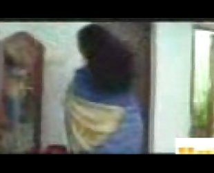 নায়িকা দেভিকার বড় দুধের গোসল mallu devika actress big knockers shower
