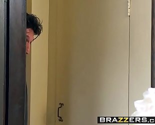 Brazzers.com - pounding piperpiper perri and eric john and tommy gunn