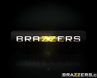 Brazzers.com - hawt and mean - )demi lopez, gia paige) - thats my boyfriend floozy